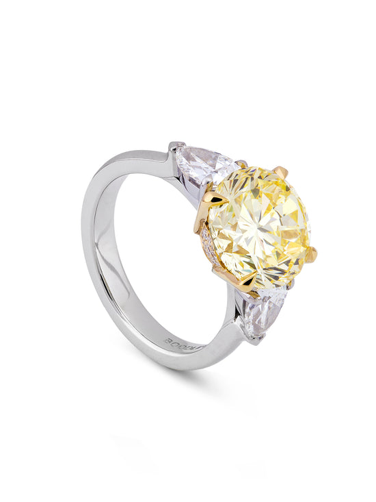 Classic Brilliant Yellow Diamond Platinum Ring