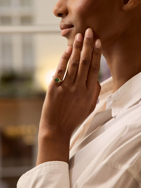 Florentine Cushion Emerald Yellow Gold Ring