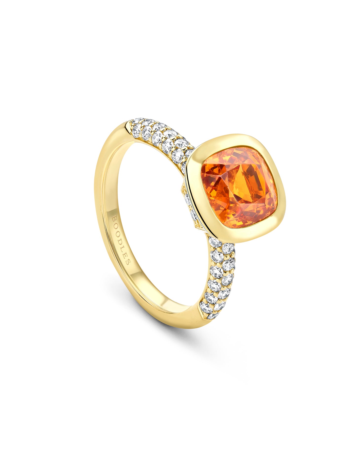 Florentine Dolce Vita Cushion Mandarin Garnet Yellow Gold Ring | Boodles