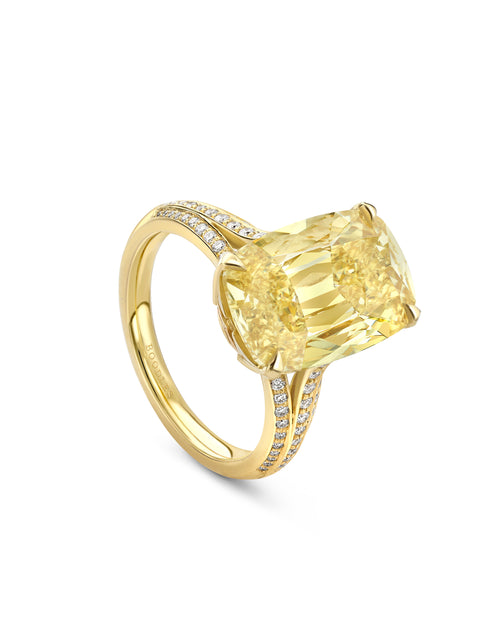 Fifth Avenue Yellow and White Diamond Yellow Gold Ring