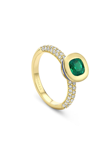 Florentine Cushion Emerald Yellow Gold Ring