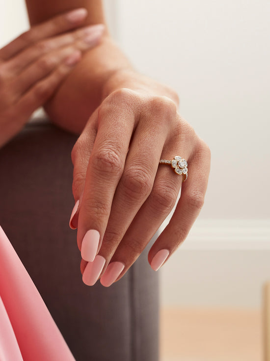 Secret Garden Yellow Gold Flower Ring